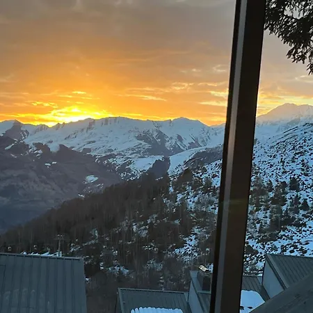 Dans St Lary 100mdespistes Classe 4 Etoiles