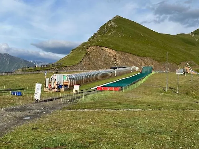 4 Pers Confort 100mdespistes St Lary 4 Etoiles アパート *